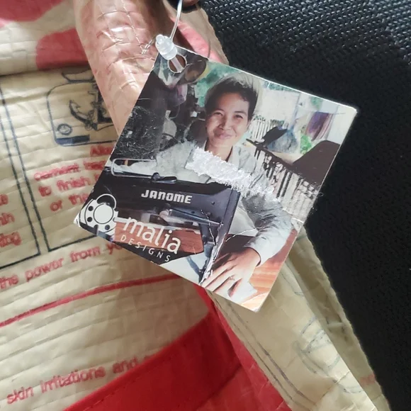 Upcycled messenger bag - Picture 5 of 5